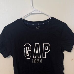 GAP Black Tee with White Logo
